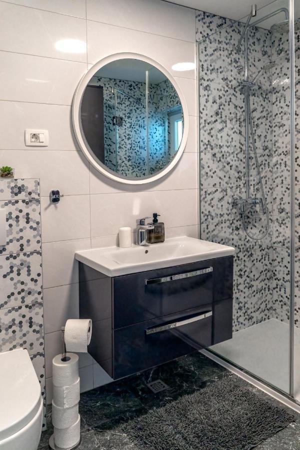 Comfort Apartment Dorin Makarska Bagian luar foto